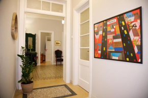 Aroura Neoclassical Home 3BR 2BA